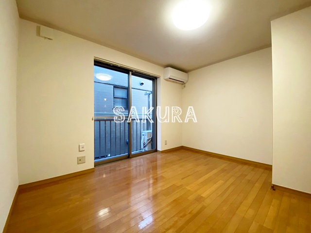 居室・リビング　開放感のあるゆったりとしたお部屋です♪