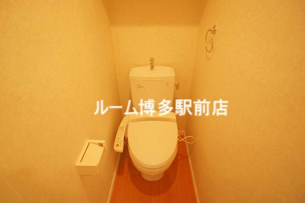 トイレ　別号室