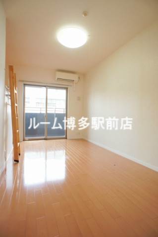 居室・リビング　別号室