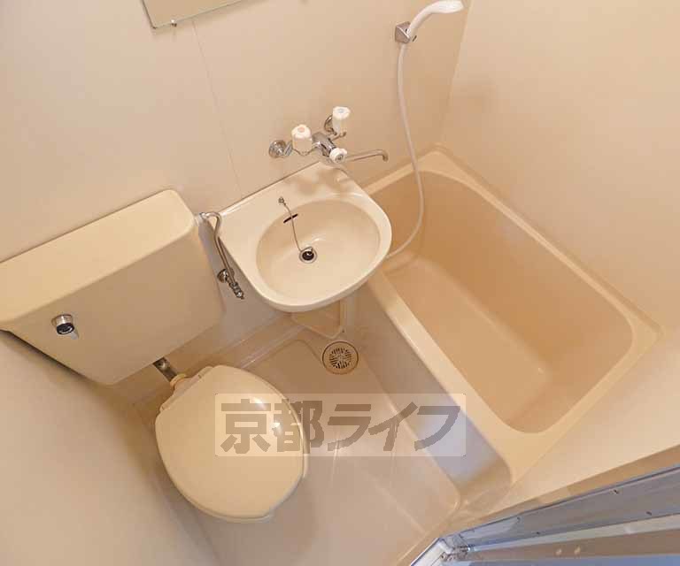 バス・シャワールーム　ユニットバスです。