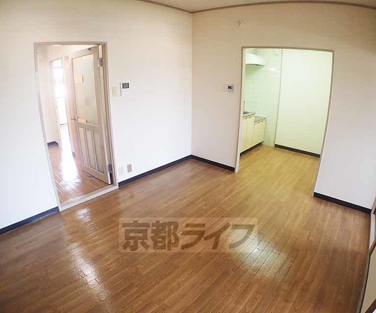 居室・リビング　フローリングのお部屋です。