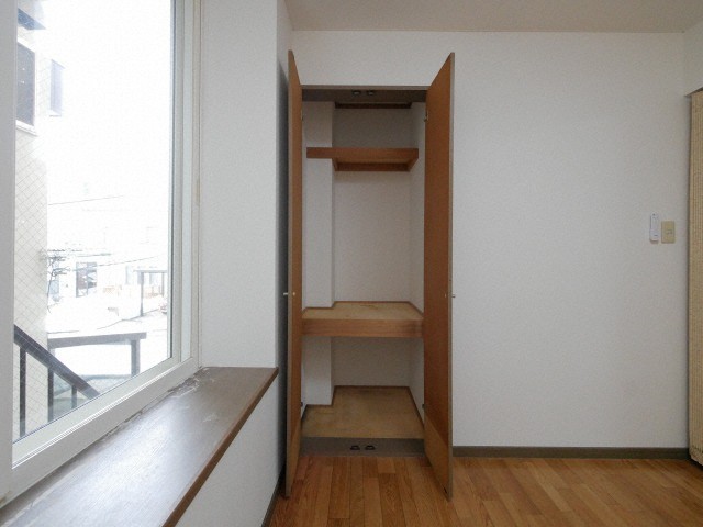 収納　明るい玄関がお出迎えです☆