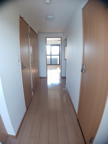 玄関　収納もある玄関です