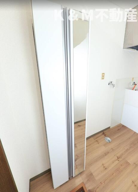 玄関　落ち着いた玄関です