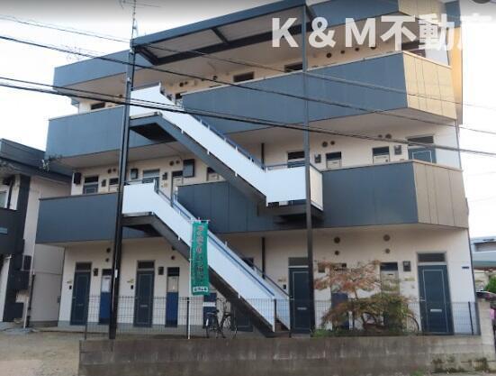 建物外観　落ち着いた雰囲気の外観です