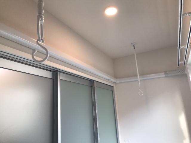 バルコニー　室内