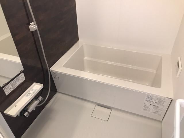 バス・シャワールーム　バス