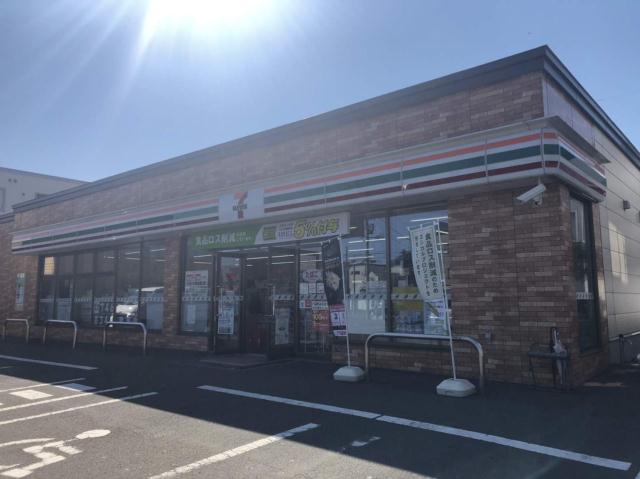 コンビニ　セブンイレブン（コンビニ）まで190m