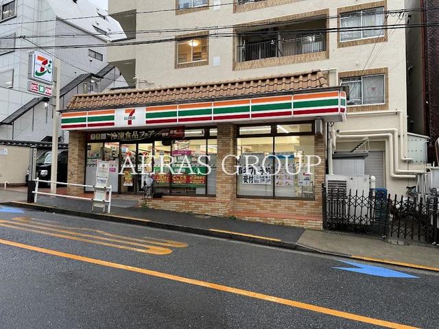 コンビニ　セブン-イレブン 新宿喜久井町店（コンビニ）まで186m