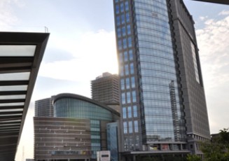 ショッピングセンター　ミューザ川崎（ショッピングセンター）まで604m