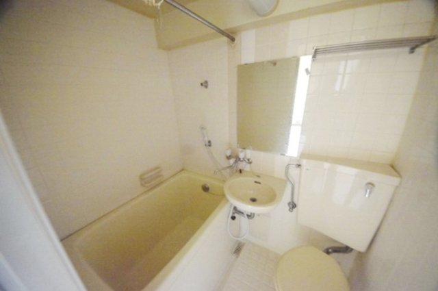 バス・シャワールーム　別部屋参考写真