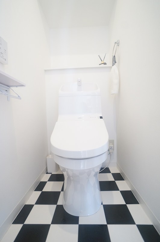 トイレ　ゆとりある暮らしに欠かせないバス・トイレ別仕様。プライベート