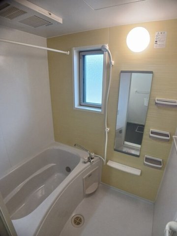 バス・シャワールーム　お風呂です