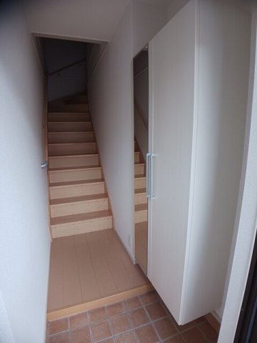 玄関　明るい玄関です