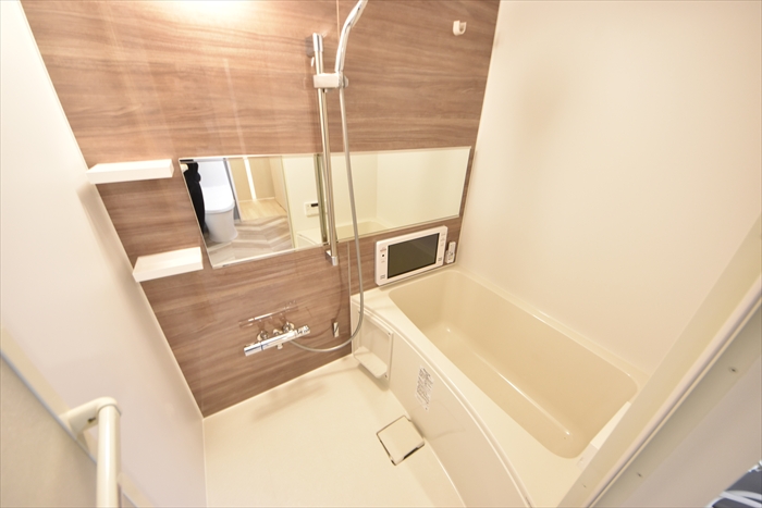 バス・シャワールーム　当社提携の為、どこよりも早く安く安心してご契約可能です。