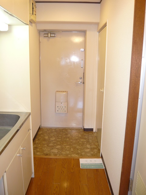 玄関　玄関です。