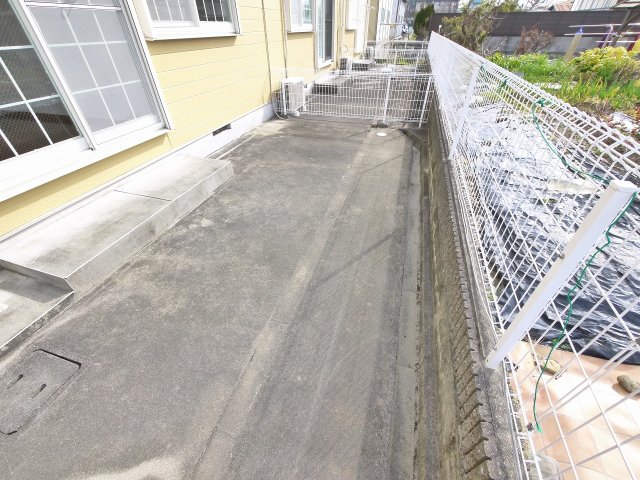 庭　お庭で自由な時間を過ごせます