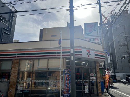 コンビニ　セブンイレブン 大阪安堂寺町1丁目店（コンビニ）まで237m