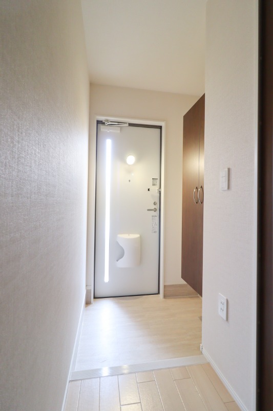 玄関　図面と現状に相違がある場合には現状を優先