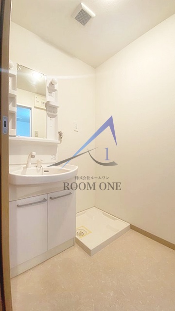 洗面設備　独立洗面台です。