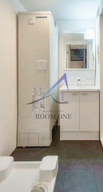 洗面設備　独立洗面台です。