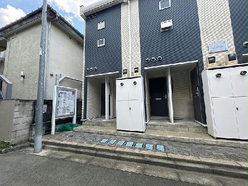 その他　床材や設備は号室によって異なります。