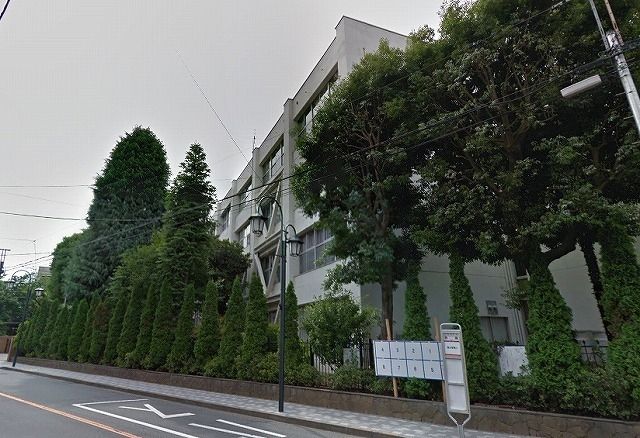 高校・高専　私立国立音楽大学附属高校（高校・高専）まで561m