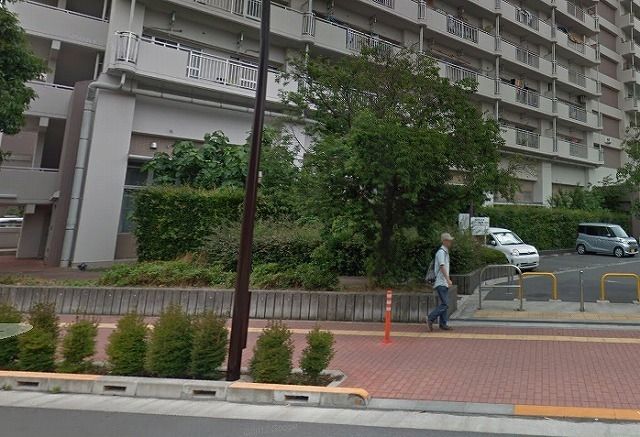 図書館　国立市くにたち北市民プラザ図書館（図書館）まで907m