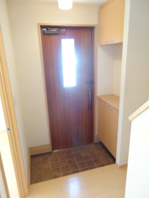 玄関　別号室参照