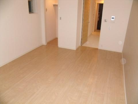 居室・リビング　室内