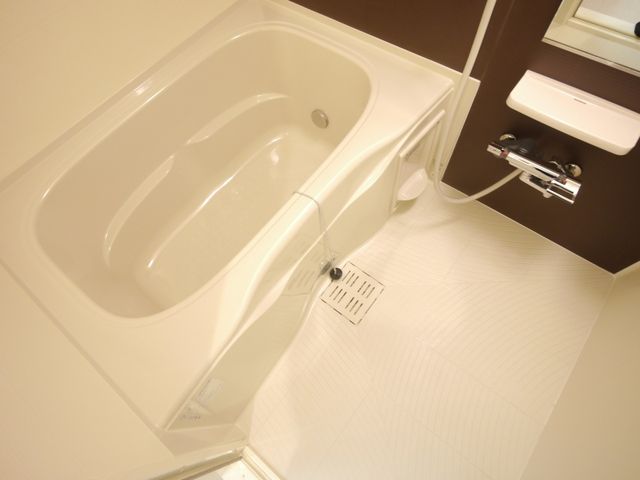 バス・シャワールーム　★追い焚き、浴室乾燥付のお風呂です★