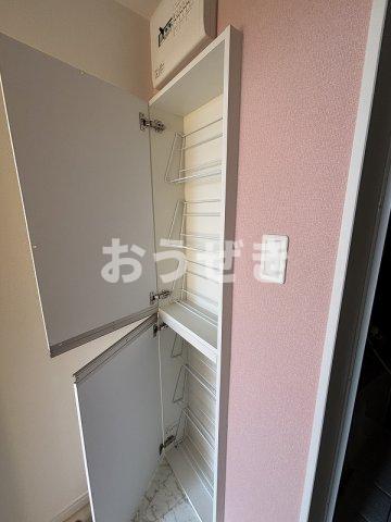 玄関　※同仕様参考写真