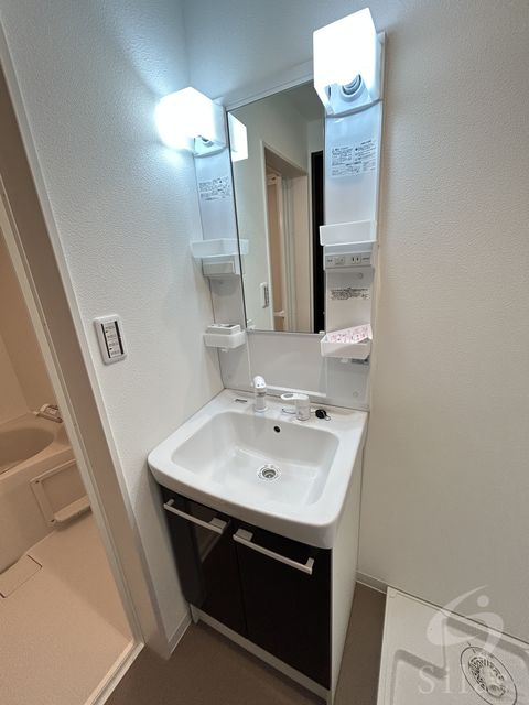 洗面設備　同仕様