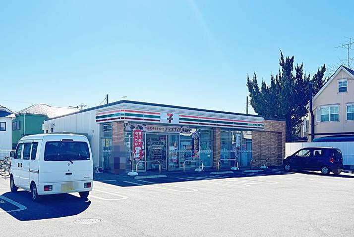 コンビニ　セブンイレブン（コンビニ）まで430m