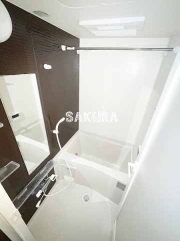 バス・シャワールーム　雨の日でも安心の浴室乾燥機付きです♪