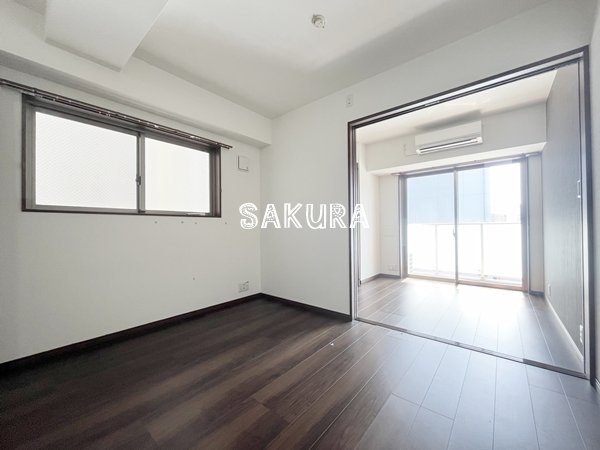 居室・リビング　開放感のあるゆったりとしたお部屋です♪