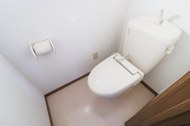 トイレ　図面と現状に相違がある場合には現状を優先