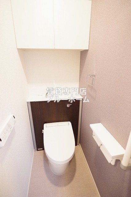 トイレ　温水洗浄付きのトイレ！