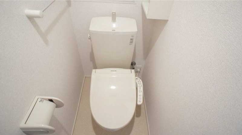 トイレ　図面と現状に相違がある場合には現状を優先