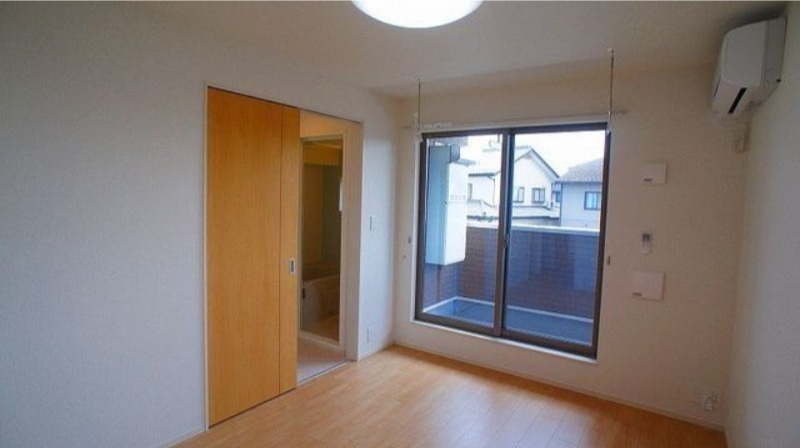 居室・リビング　図面と現状に相違がある場合には現状を優先