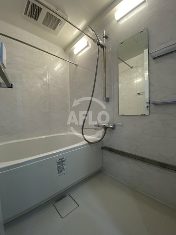 バス・シャワールーム　藤の邸 江戸堀　浴室