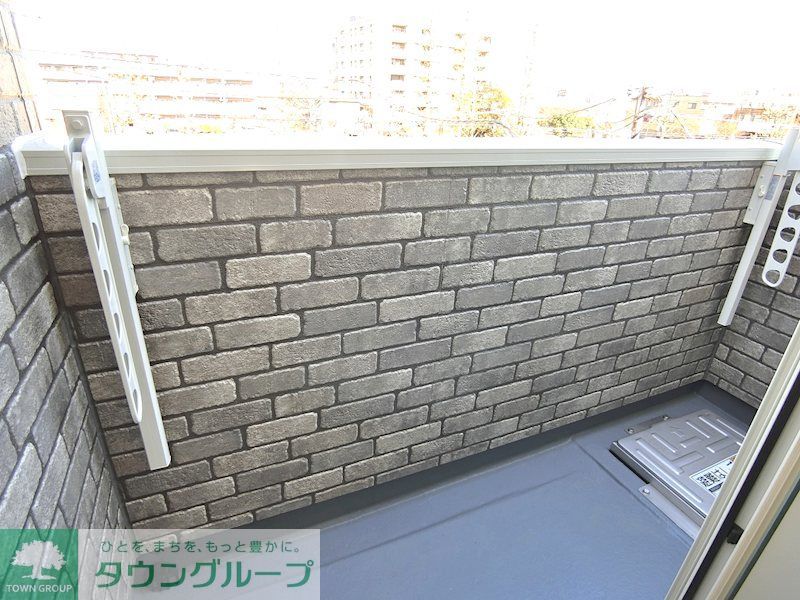 バルコニー　1階はテラス