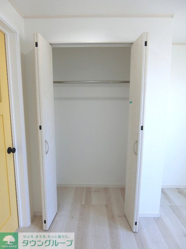 収納　収納たっぷりクローゼット付！