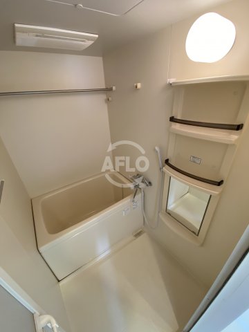 バス・シャワールーム　ジュネーゼグラン天満　浴室