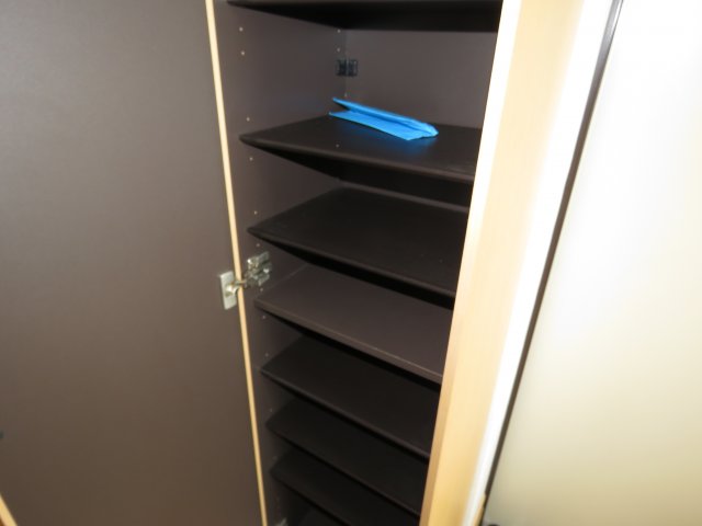 収納　シューズボックス