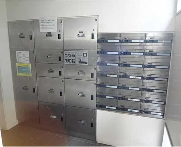 駐車場　プレミアコンフォート高井戸