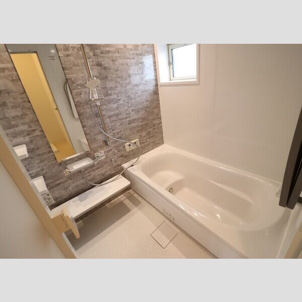 バス・シャワールーム　浴室