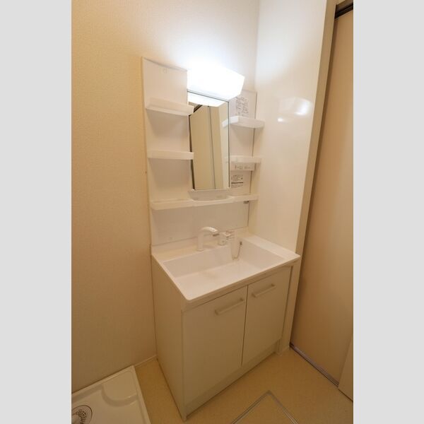 洗面設備　洗髪洗面化粧台