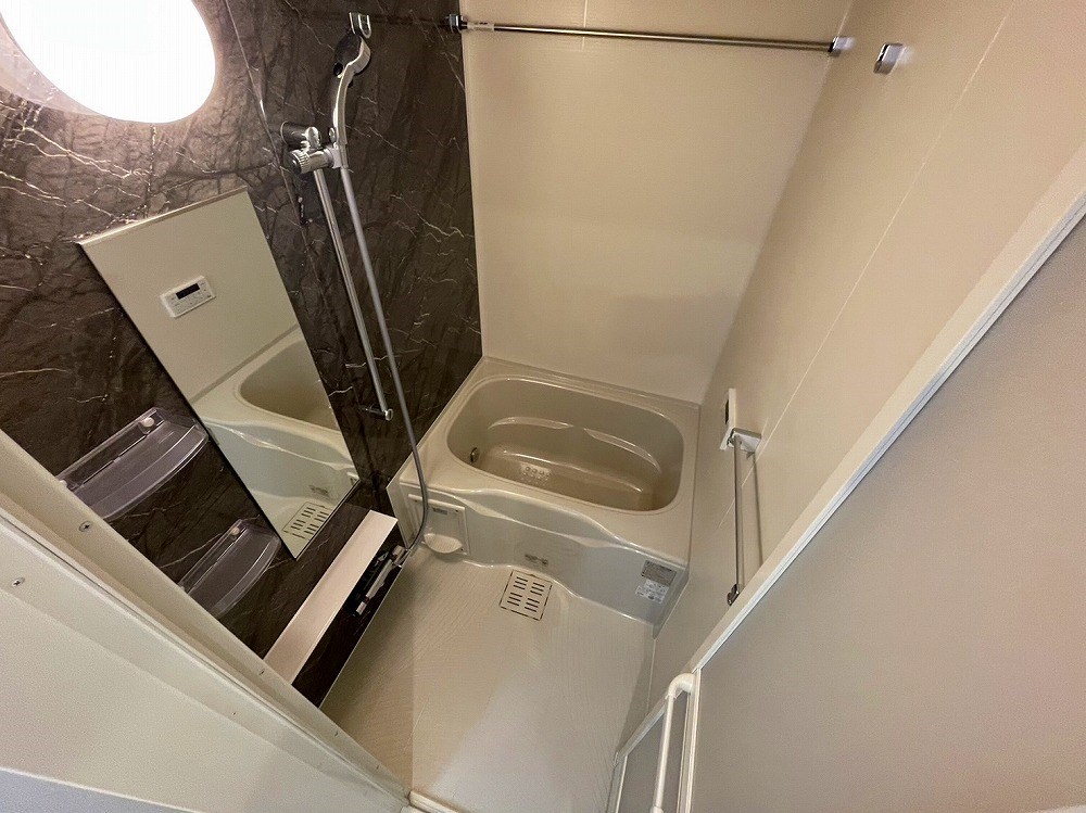 バス・シャワールーム