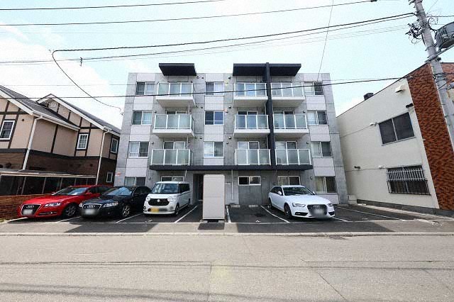 建物外観　★内装オシャレなデザイナーズMS！★初期費用お安く入居可！